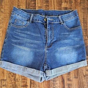 Shein Jean shorts. Large